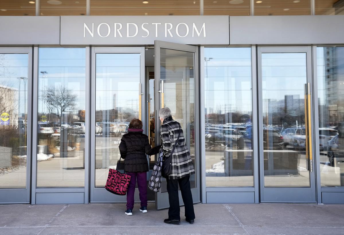 Canada Has All the Symptoms of an Economy in Decline