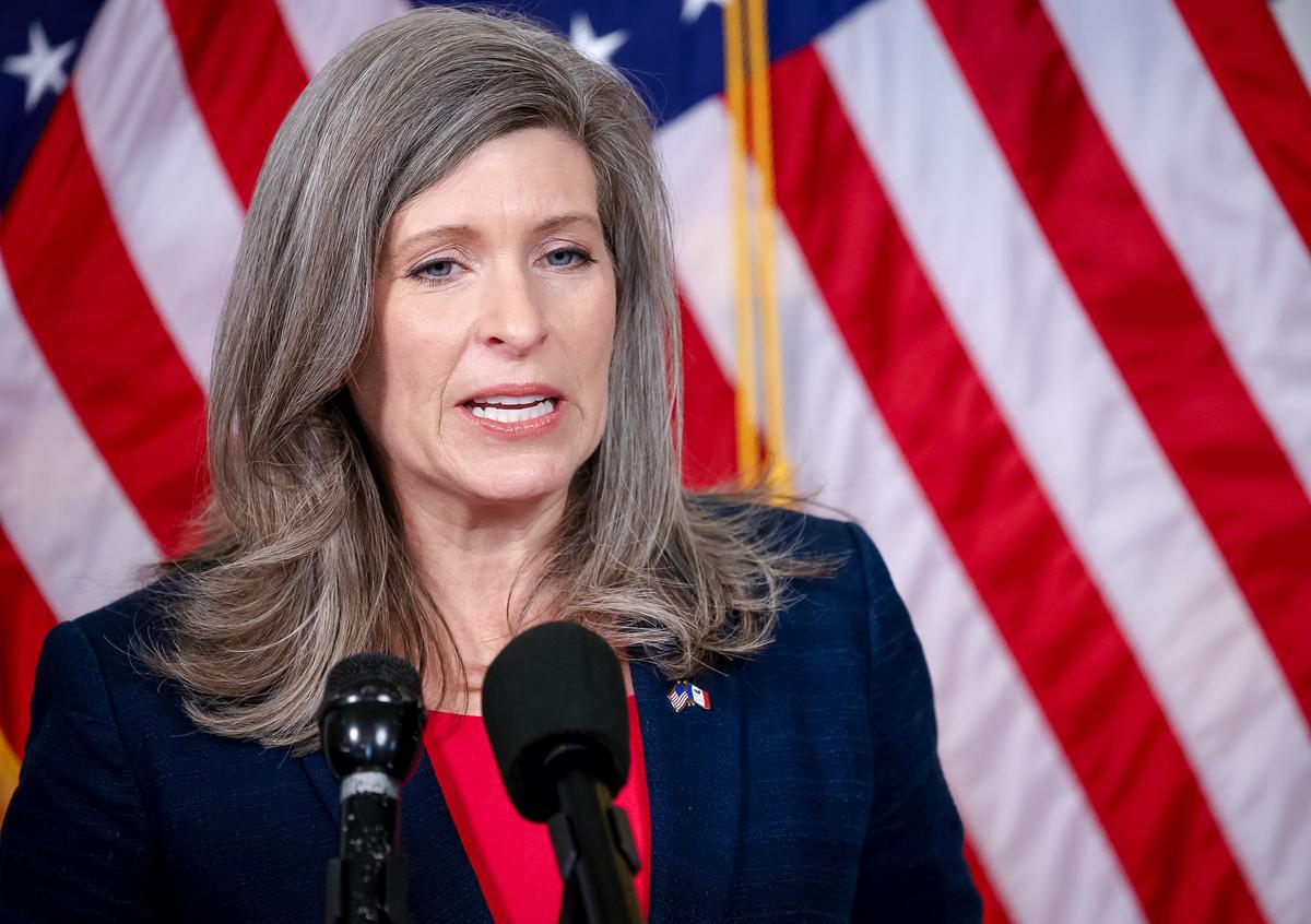 GOP Senator Hails Republicans’ Efforts on Overturn of Roe v. Wade After Arizona Abortion Ruling