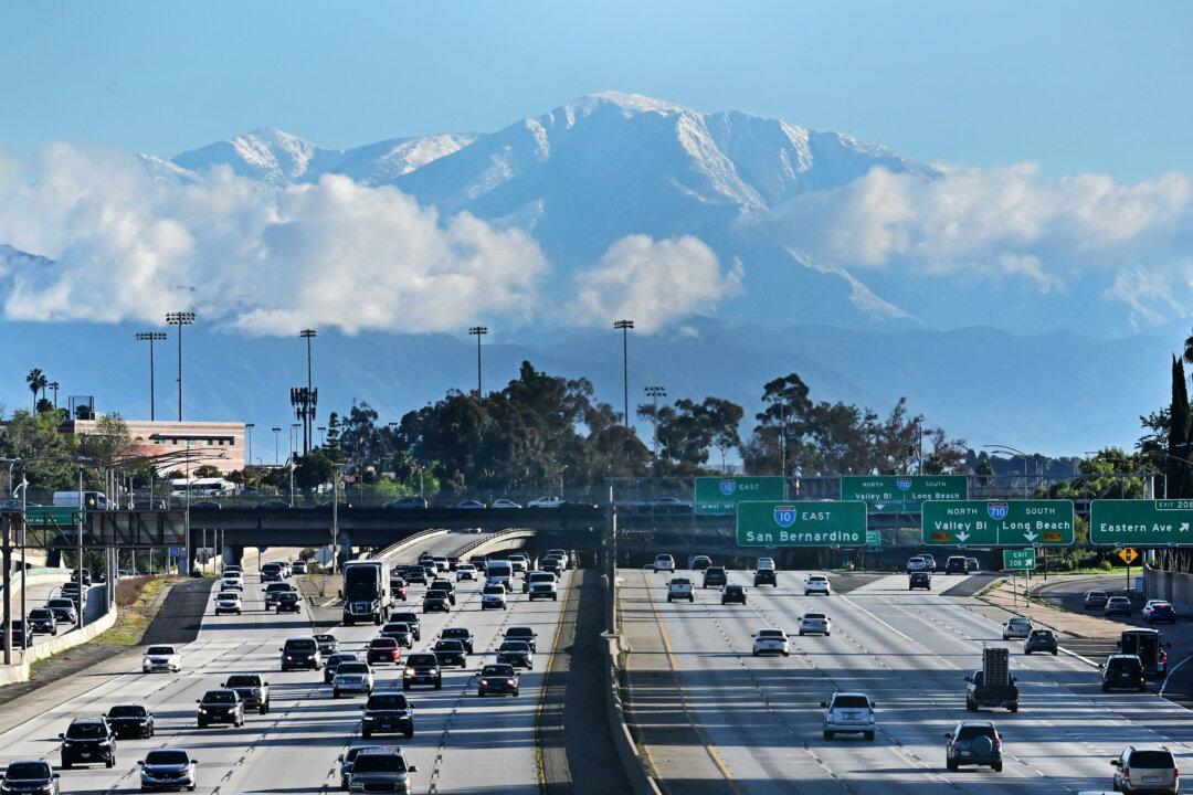 Winter Storms Pack Mountains with Snow, Bring Water to Los Angeles