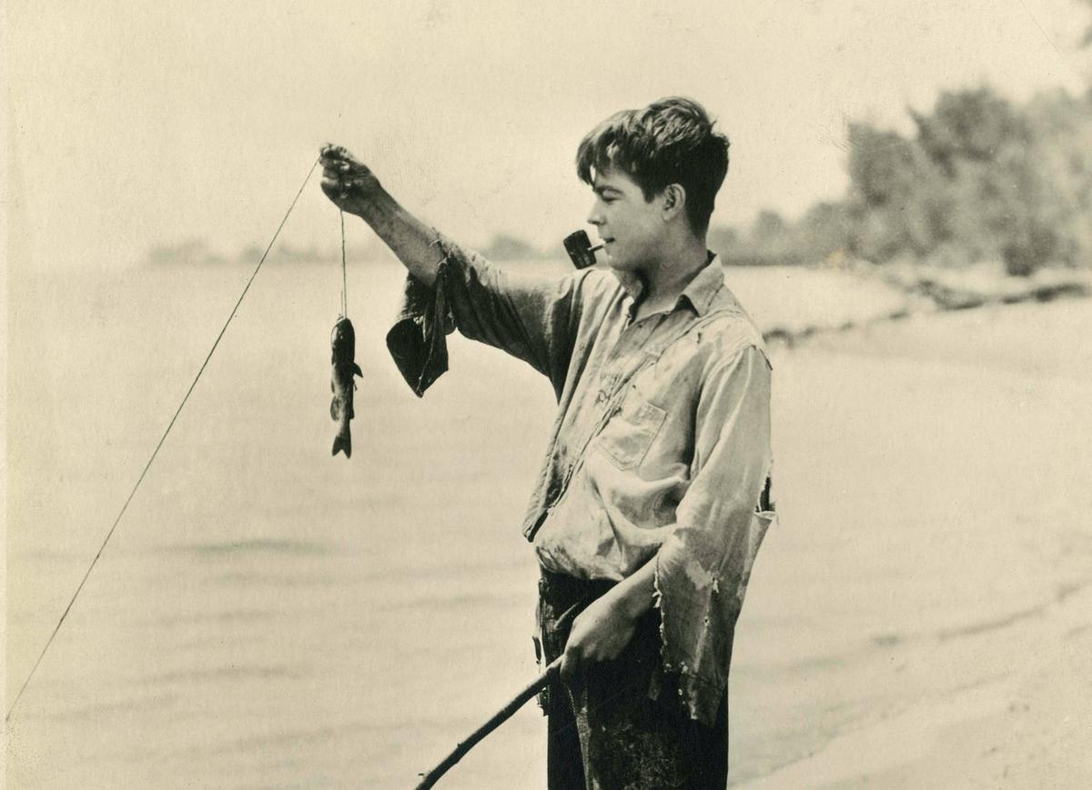 Huckleberry Finn on the Silver Screen