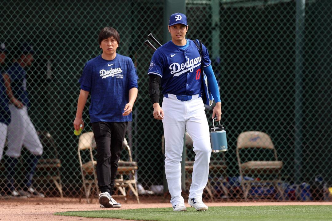 Shohei Ohtani’s Ex-Translator Surrenders to Federal Authorities Over Fraud Allegations
