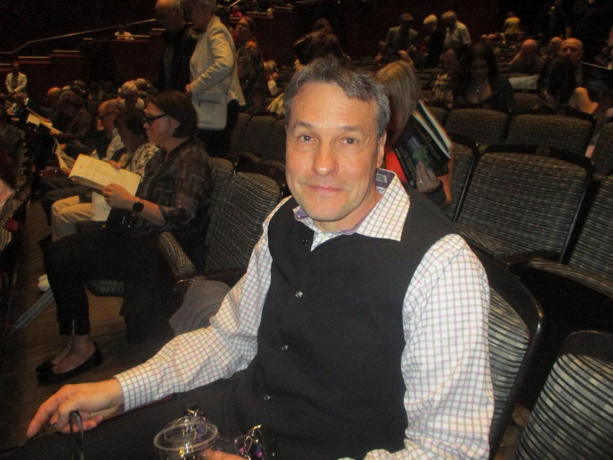 Shen Yun Impresses Edmonton Theatergoers