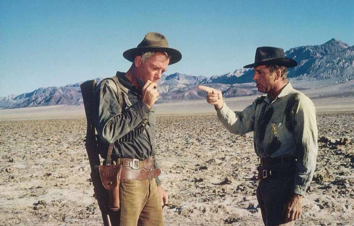 ‘The Professionals’: A South-of-the-Border Buddy Adventure