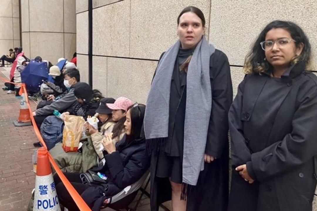 Representative of Reporters Without Borders Expelled for the First Time by HK Government After 6 Hours Detention at the Airport