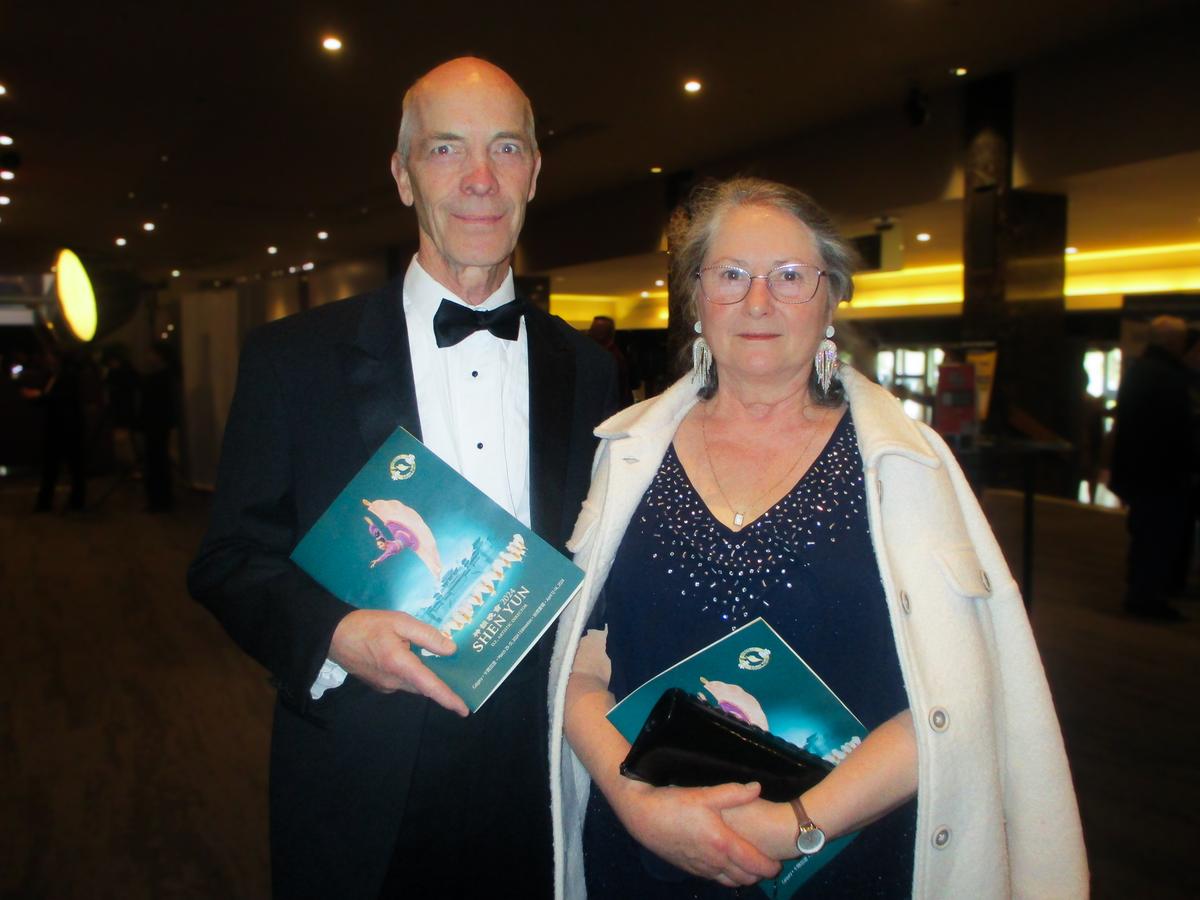 Principal Sees Important Virtues in Shen Yun