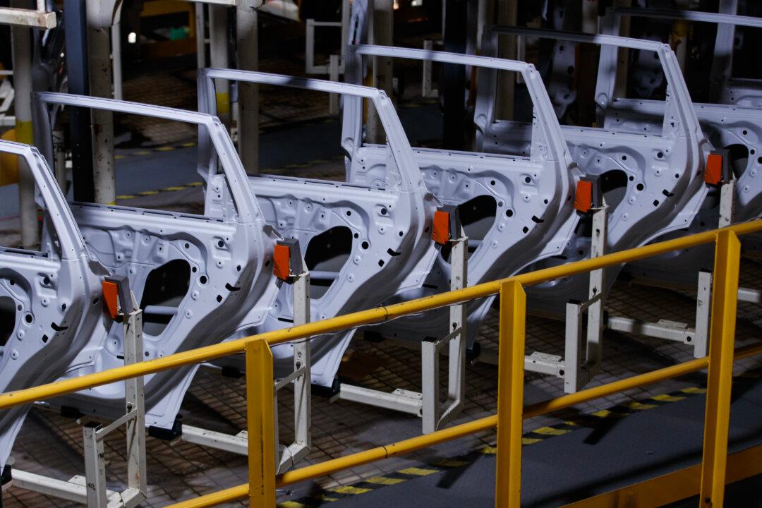 Statistics Canada Reports Manufacturing Sales up 0.7% in February at $71.6B