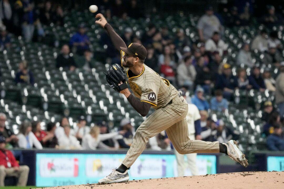Padres Ride Kim’s Early Home Run, Cease’s Strong Outing to Another Win Over Brewers