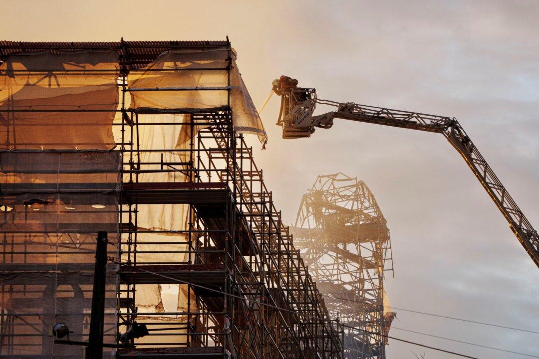 Owner Says Denmark’s Treasured Stock Exchange Will Be Rebuilt After Fire