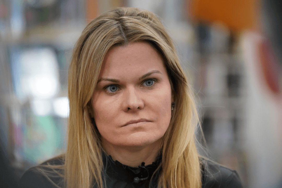 Government Defends X-Ray Asylum Age Tests