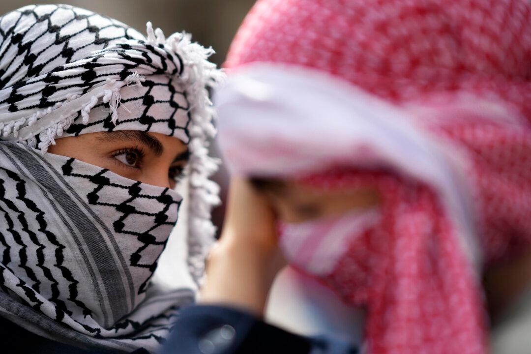 Speaker of Ontario Legislature Upholds Keffiyeh Scarf Ban Despite Premier’s Protest