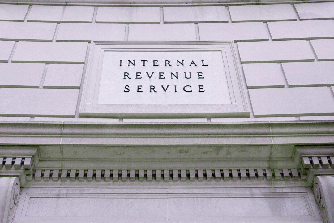 Expert: IRS Could Weaponize AI Tech to Target MAGA Groups