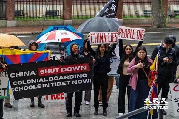 Protestors Disrupt Chinese Ambassador’s Speech at Harvard