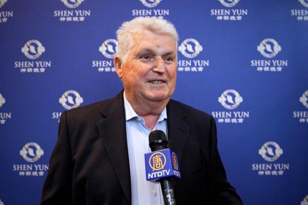 Claude-Louis Collomb at the Shen Yun Performing Arts performance at L'Amphithéâtre 3000 on April 17, 2024. (NTD)