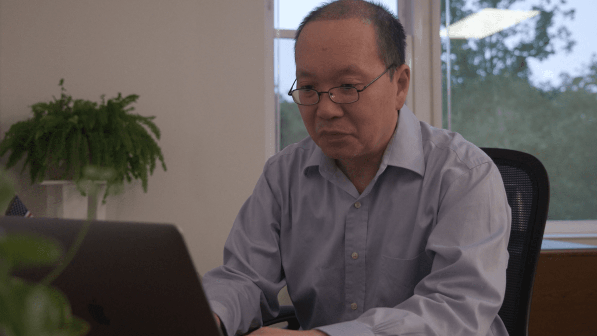 Falun Gong practitioner Dr. Peter Yuan Li was beaten outside his Atlanta home. (Falun Dafa Information Center)