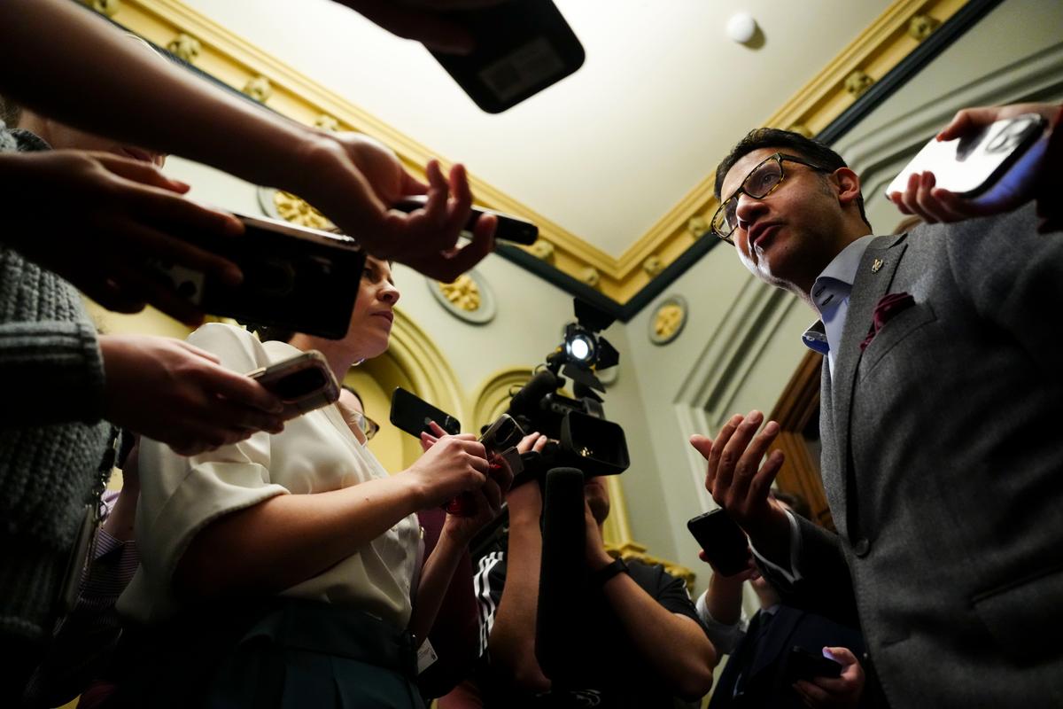 Metro Vancouver Mayors Call for Serial Killer Robert Pickton to Be Denied Parole