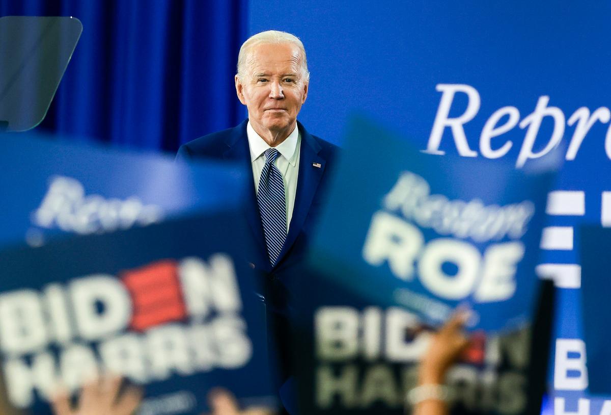 Escalating Campus Protests Pose New Challenges for Biden
