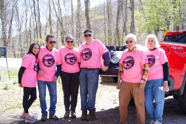 Town of Deerpark volunteers for the 2024 Upper Delaware River Litter Sweep in Sparrow Bush, N.Y., on Apr. 26, 2024. (Cara Ding/The Epoch Times)