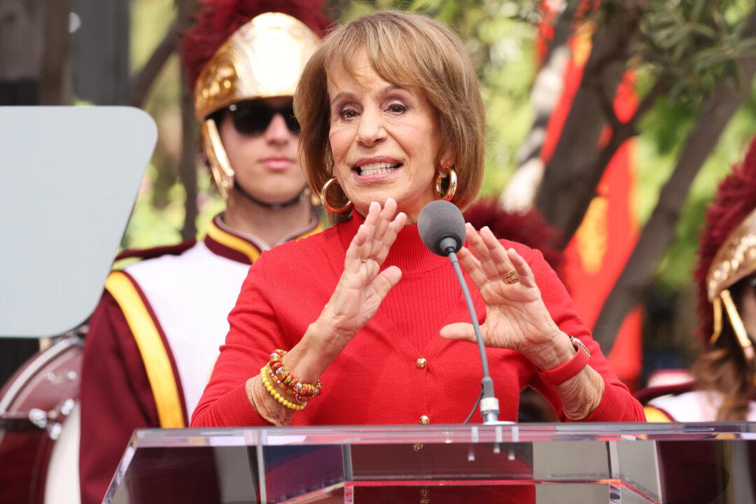 USC Faculty Censure University President, Provost Over Protest Response
