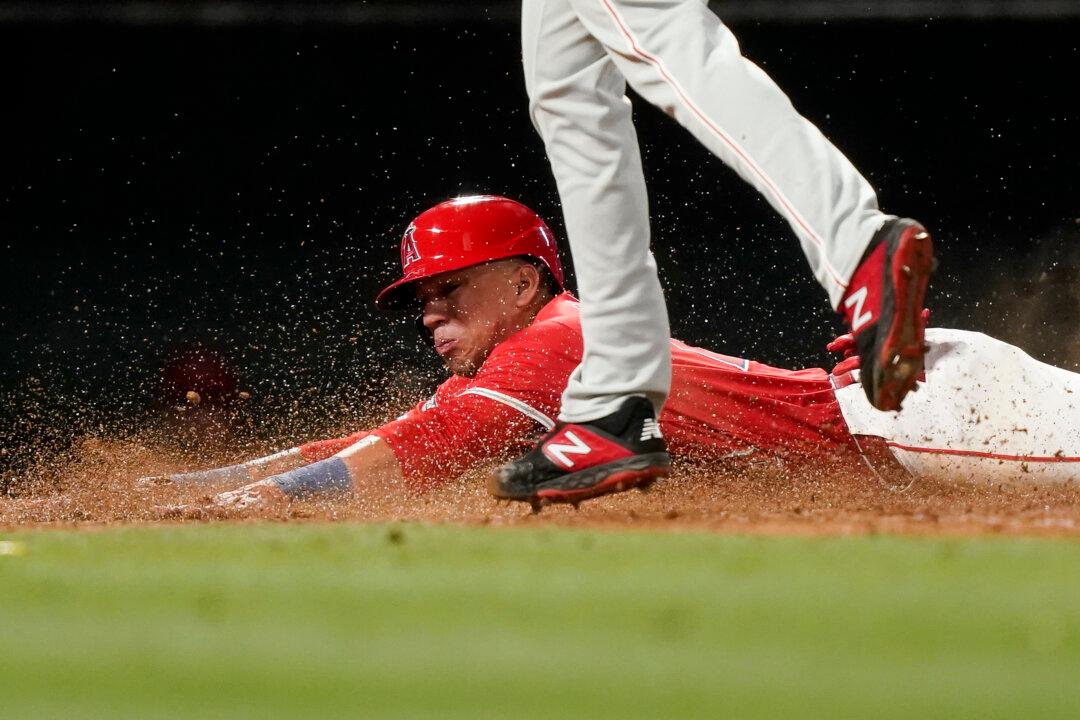 Wild Pitch, Error by Phillies on Same Play Help Angels Snap Losing Streak