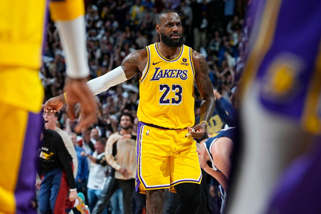 Immediate Offseason Lakers Questions Center on James, Ham