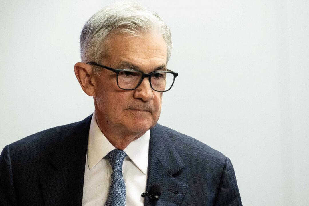 Fed Expected to Leave Interest Rates Unchanged Amid Stubborn Inflation