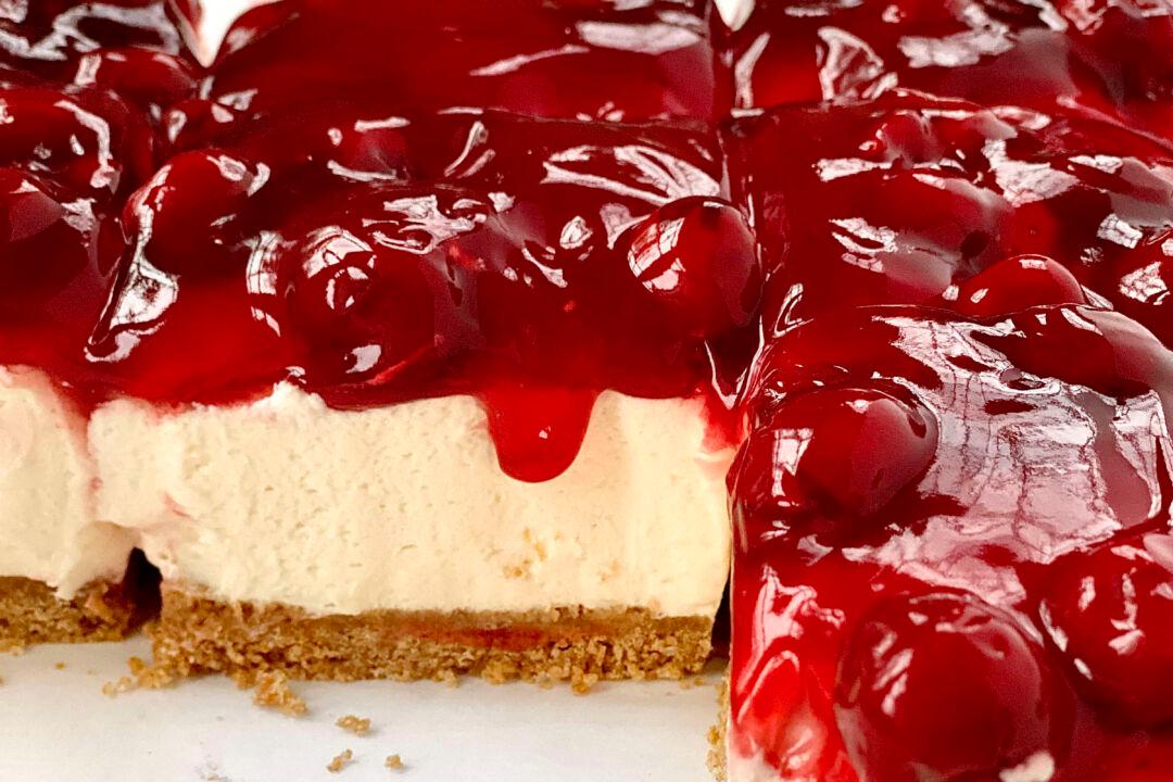 I Guarantee My No-bake Cherry Pie Delight Will Be Devoured in Minutes