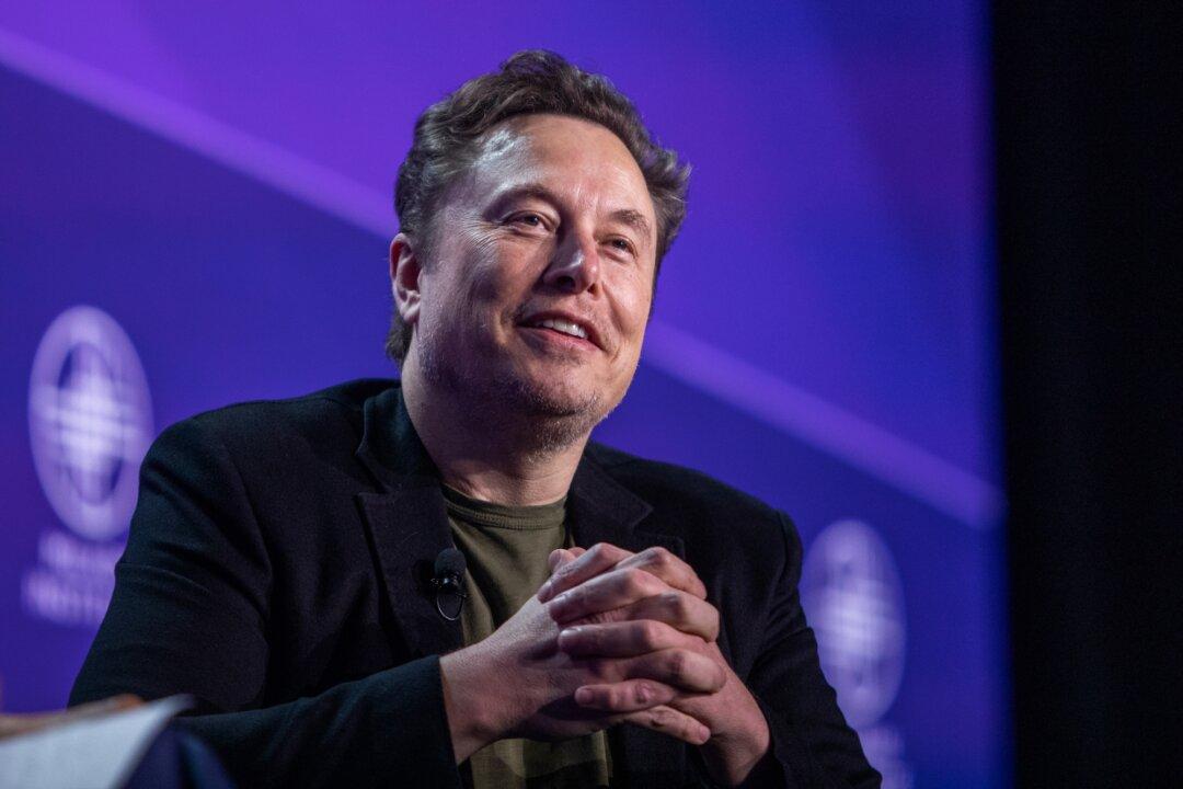 ANALYSIS: Elon Musk Officially Joins the AI Battle, Predicts Human Job Losses