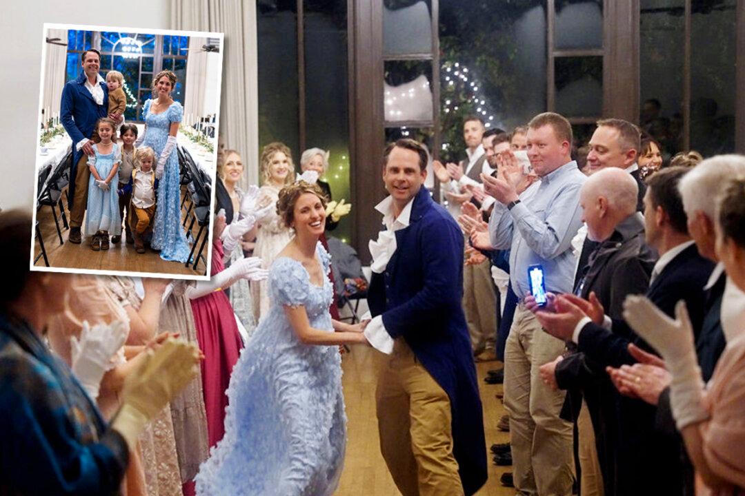 Woman Who Hosts a Jane Austen Regency Ball for Her 40th Birthday Says ‘Honor Milestones’ and ’Celebrate People’