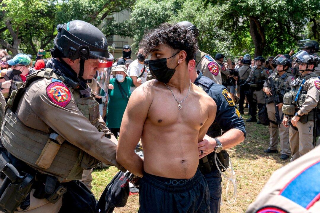 Over 70 Arrested as Anti-Israel Group Attempts to Occupy UT-Austin Campus