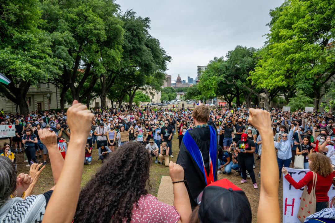 How to Expose Campus Ideologues