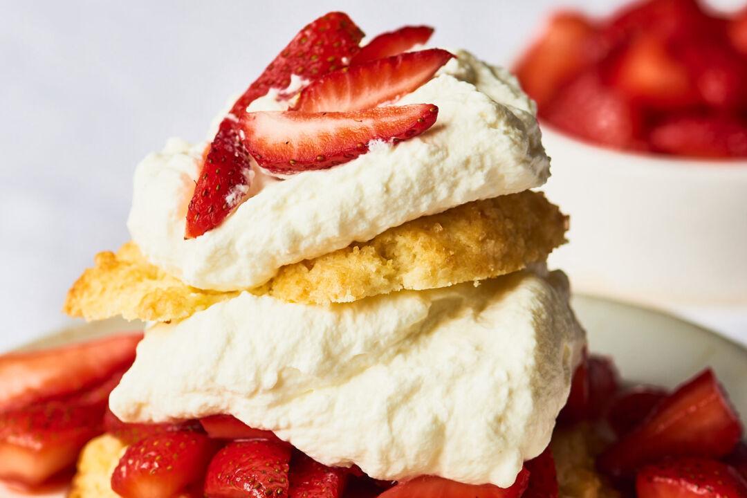 This Top-Rated Strawberry Shortcake Never Disappoints