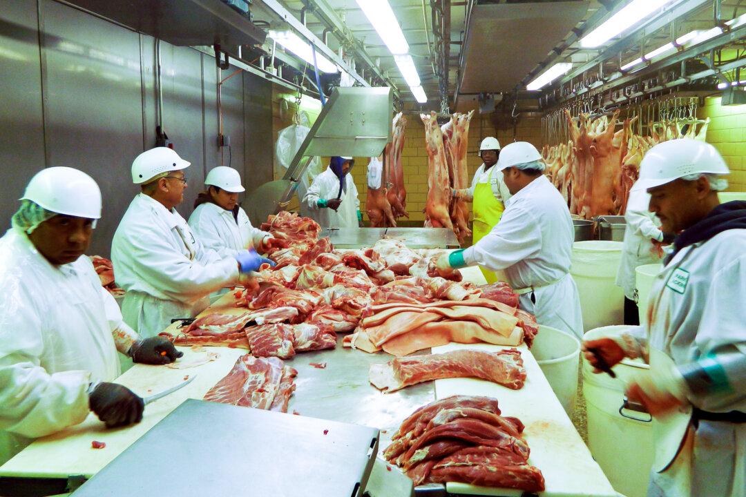 Tennessee Cleaning Contractor Fined Over $649,000 for Hiring Child Workers at Slaughterhouses