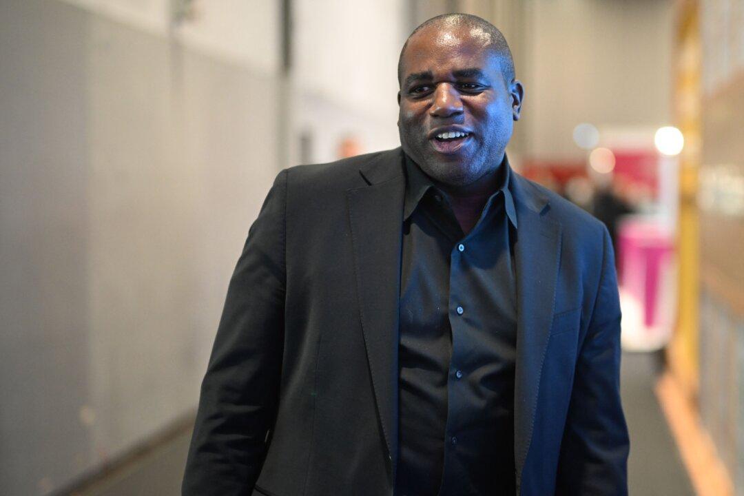 Lammy Says a Labour Government Could Work With Trump