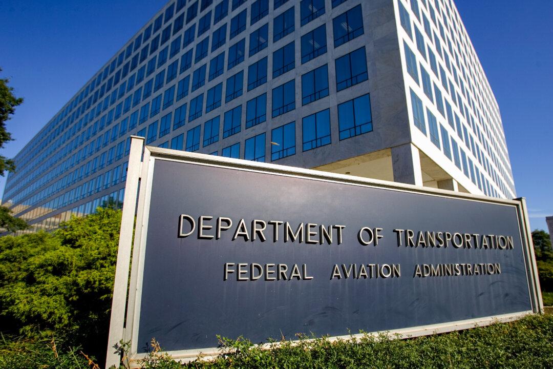 Senate Advances FAA Reauthorization as Deadline Looms