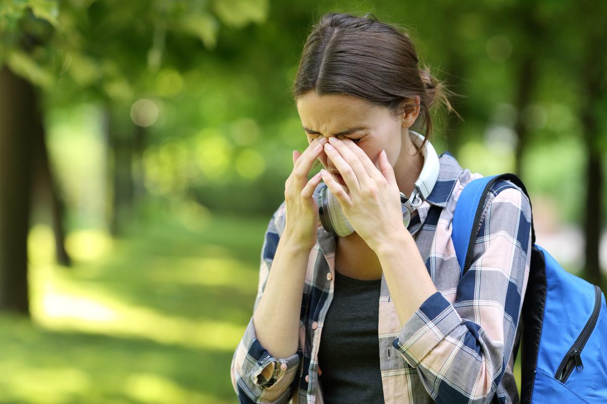 Pollen Peak Sparks Warning to Asthma and Allergy Sufferers
