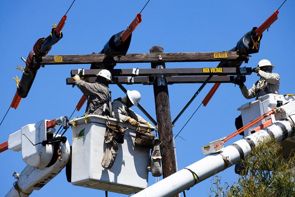 Strong Winds Could Prompt Power Shutoffs in California on Election Day: Power Companies