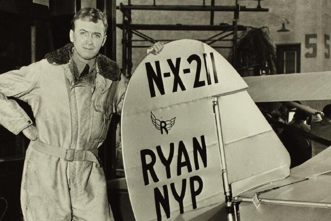 ‘The Spirit of St. Louis’: James Stewart Flies a Special Plane