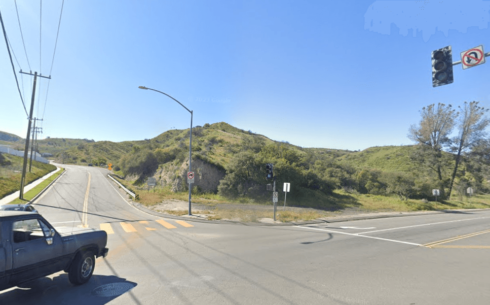 Woman Killed, 4 Injured in Two-Vehicle Crash in Santa Clarita