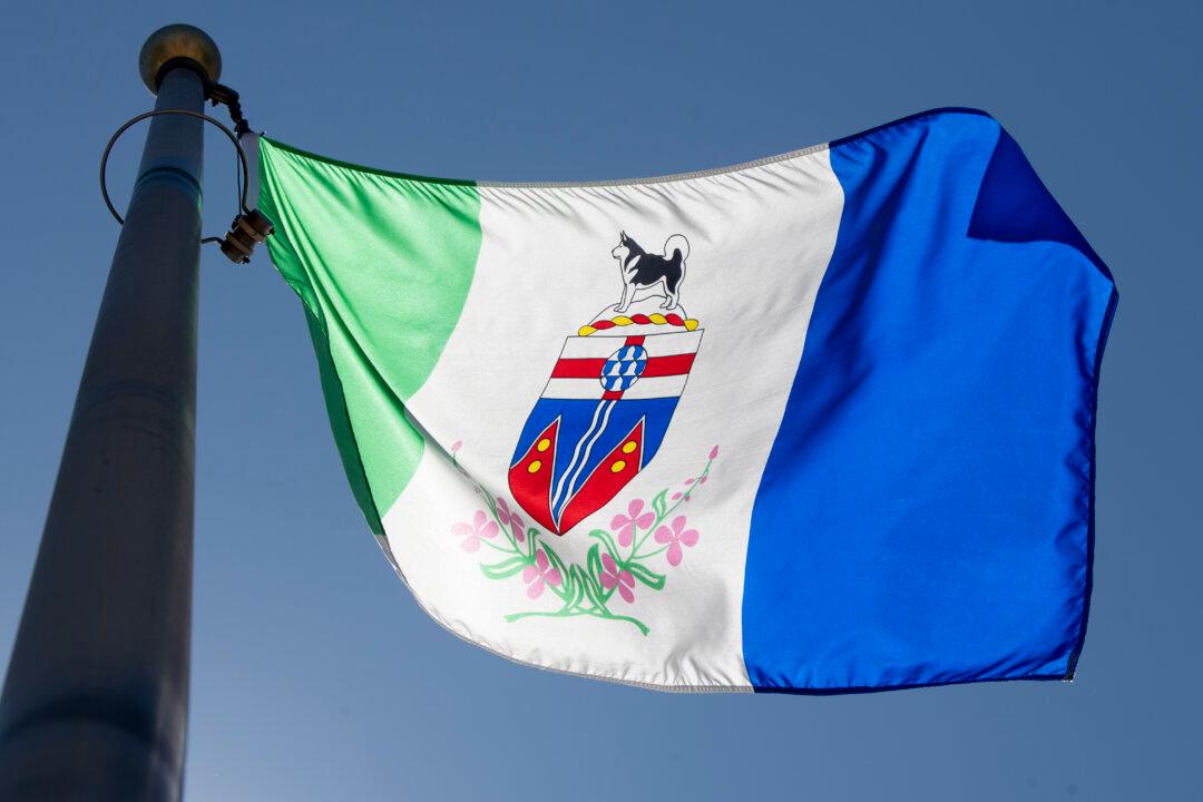 Yukon Municipal Elected Leaders No Longer Need to Swear Oath to King