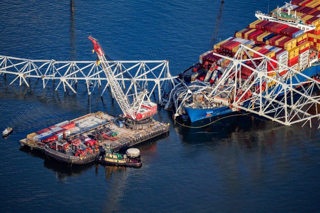 Baltimore Bridge Collapse: Investigators Find Loose Electrical Cable on Ship