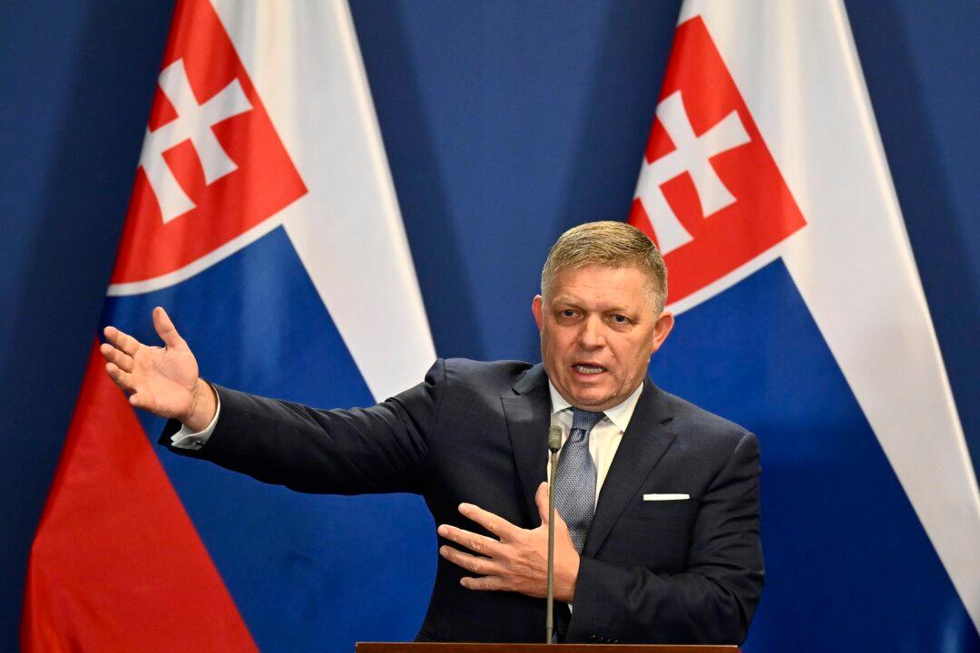 Slovakia’s Prime Minister Snubs European Union by Meeting Putin in Kremlin
