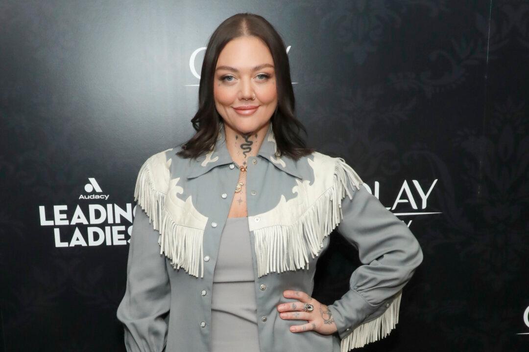 Elle King Says She Was ‘100 Percent Dissociated’ During Drunken Dolly Parton Tribute