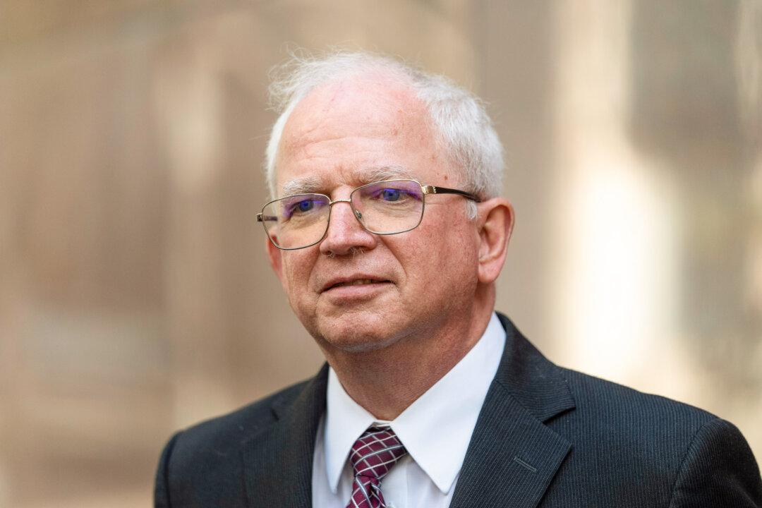 Pro-Trump Lawyer Pleads Not Guilty to Felony Charges in Arizona Elector Case