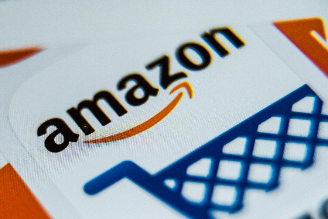 Amazon Hiring 250,000 Workers Ahead of Holiday Season