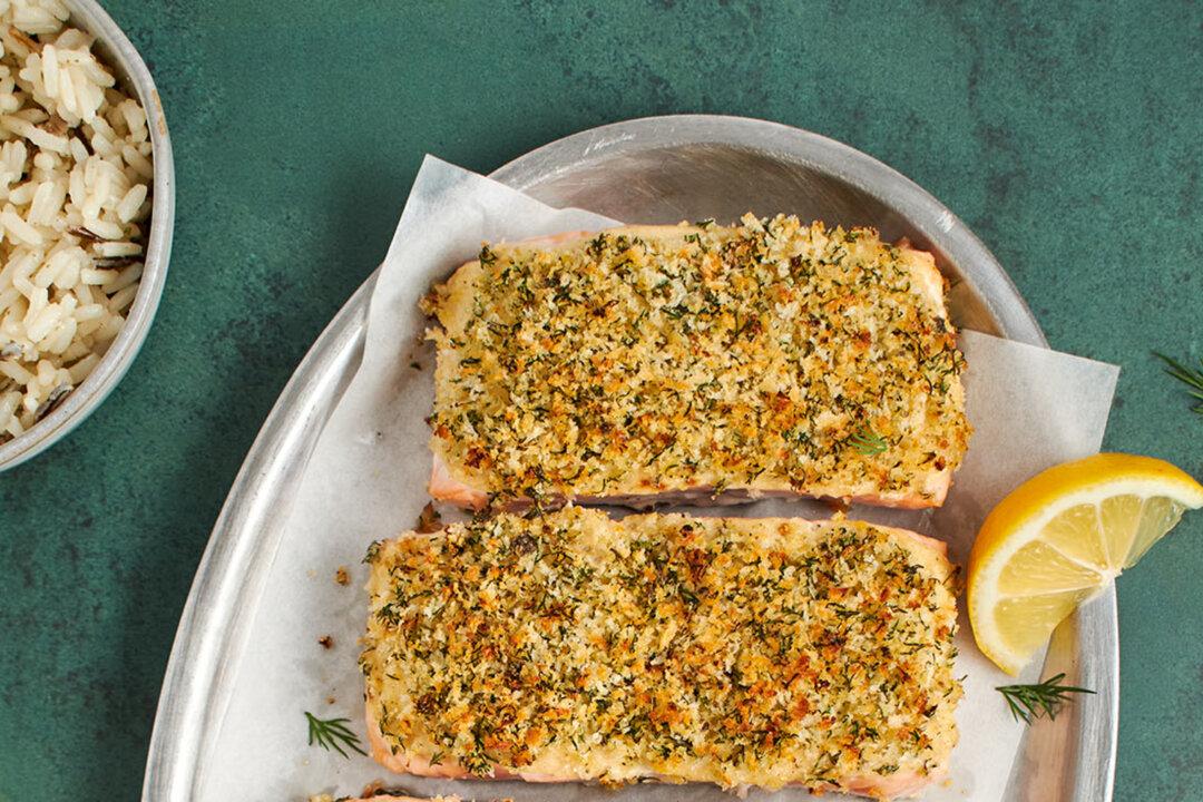 Baked Salmon With Panko-Dill Crust