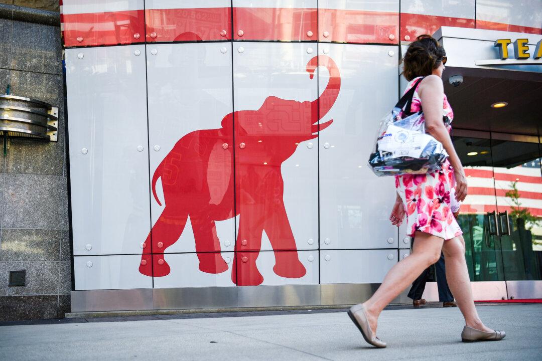 Republicans Cut Into Democrats’ Fundraising Advantage in April