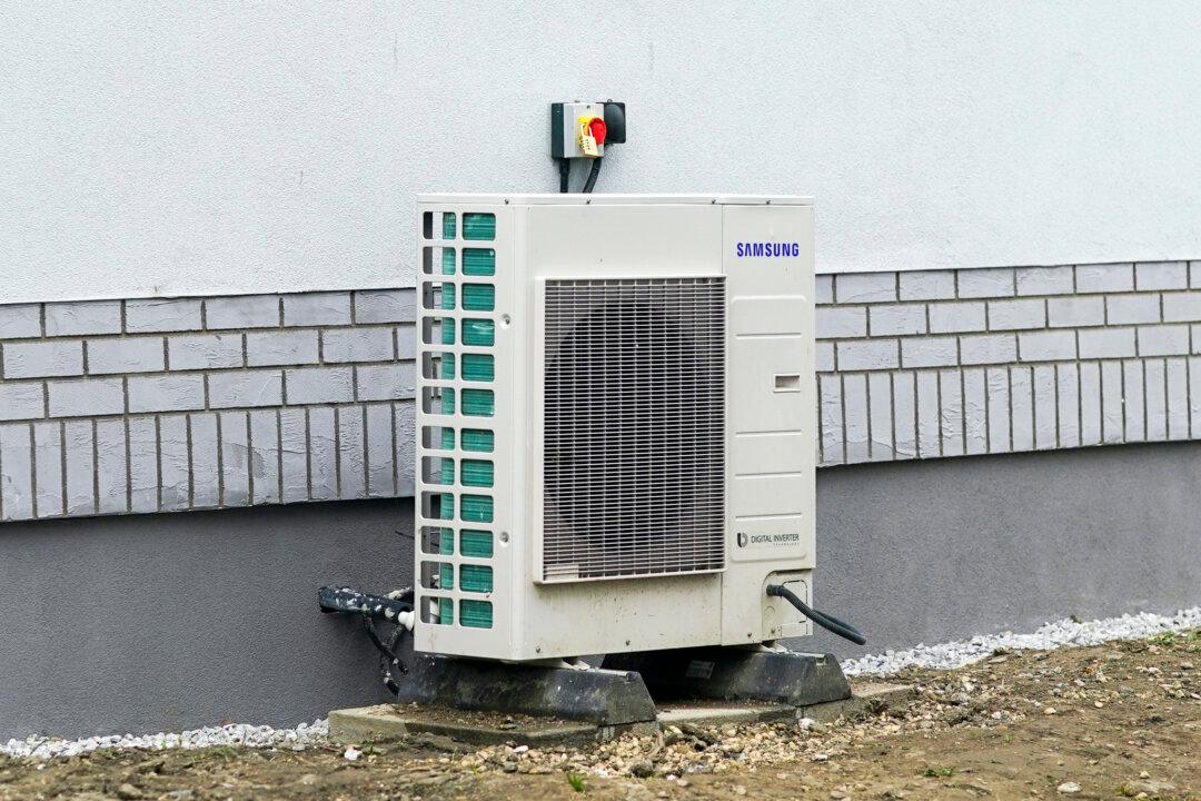 Heat Pumps Only Available to the ‘Affluent,’ Warns Committee