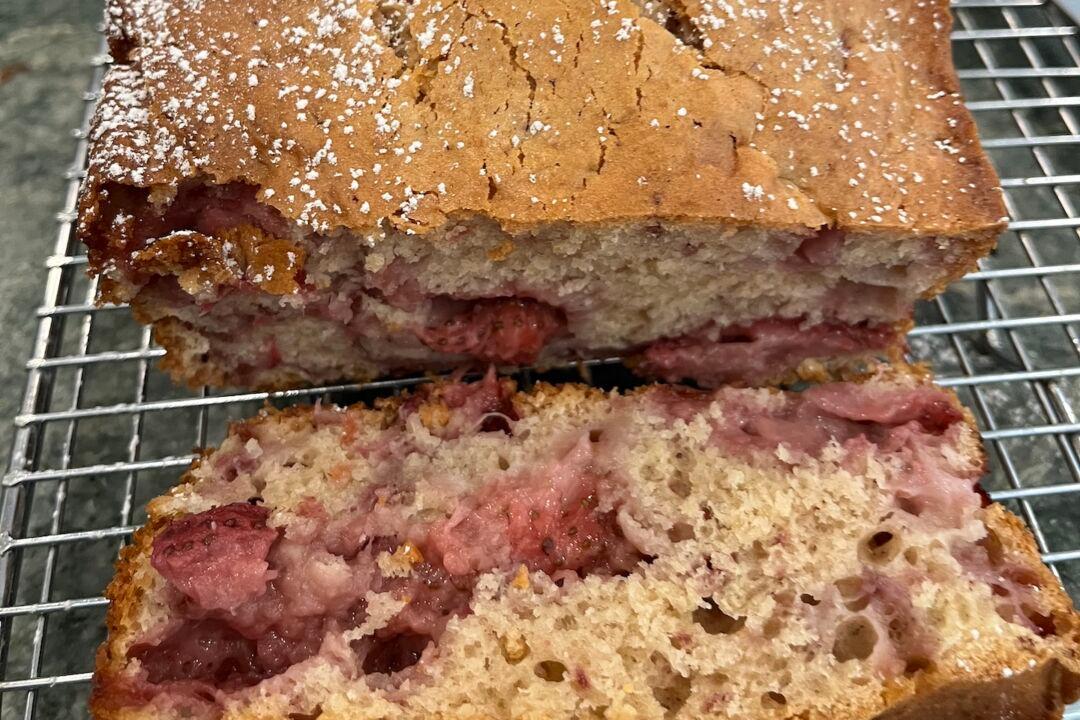 Strawberry Tea Bread Is a Sweet Summer Treat