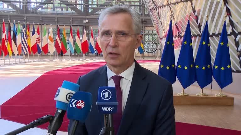 Ukraine Using Western Weapons on Russian Soil Won’t Make NATO a Party to War: Stoltenberg