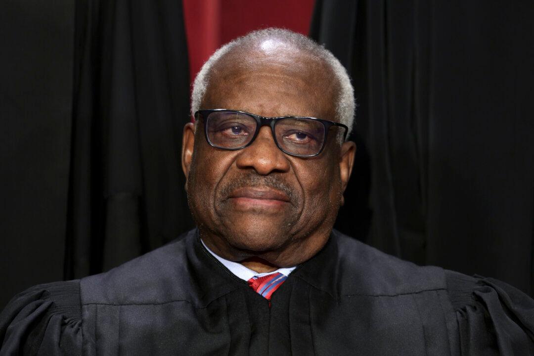 Supreme Court Justice Thomas Says Courts Lack Authority in Redistricting Cases